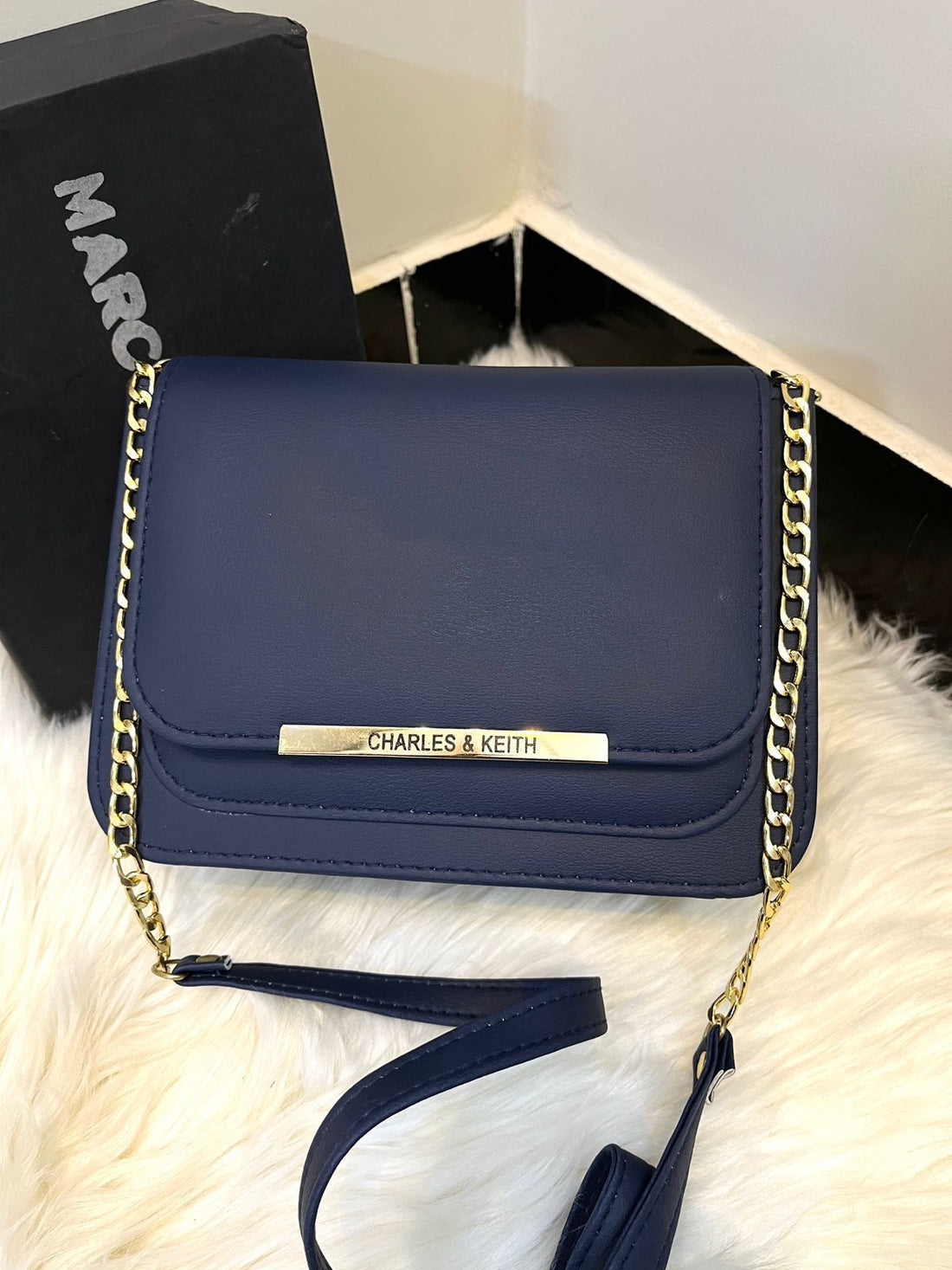 High Quality Muliple Pockets Cross Body Bag With Half Chain Half Belt